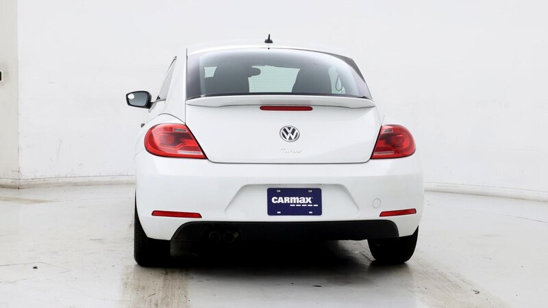 2016 Volkswagen Beetle S 6