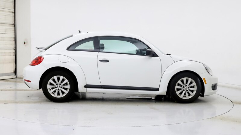 2016 Volkswagen Beetle S 7