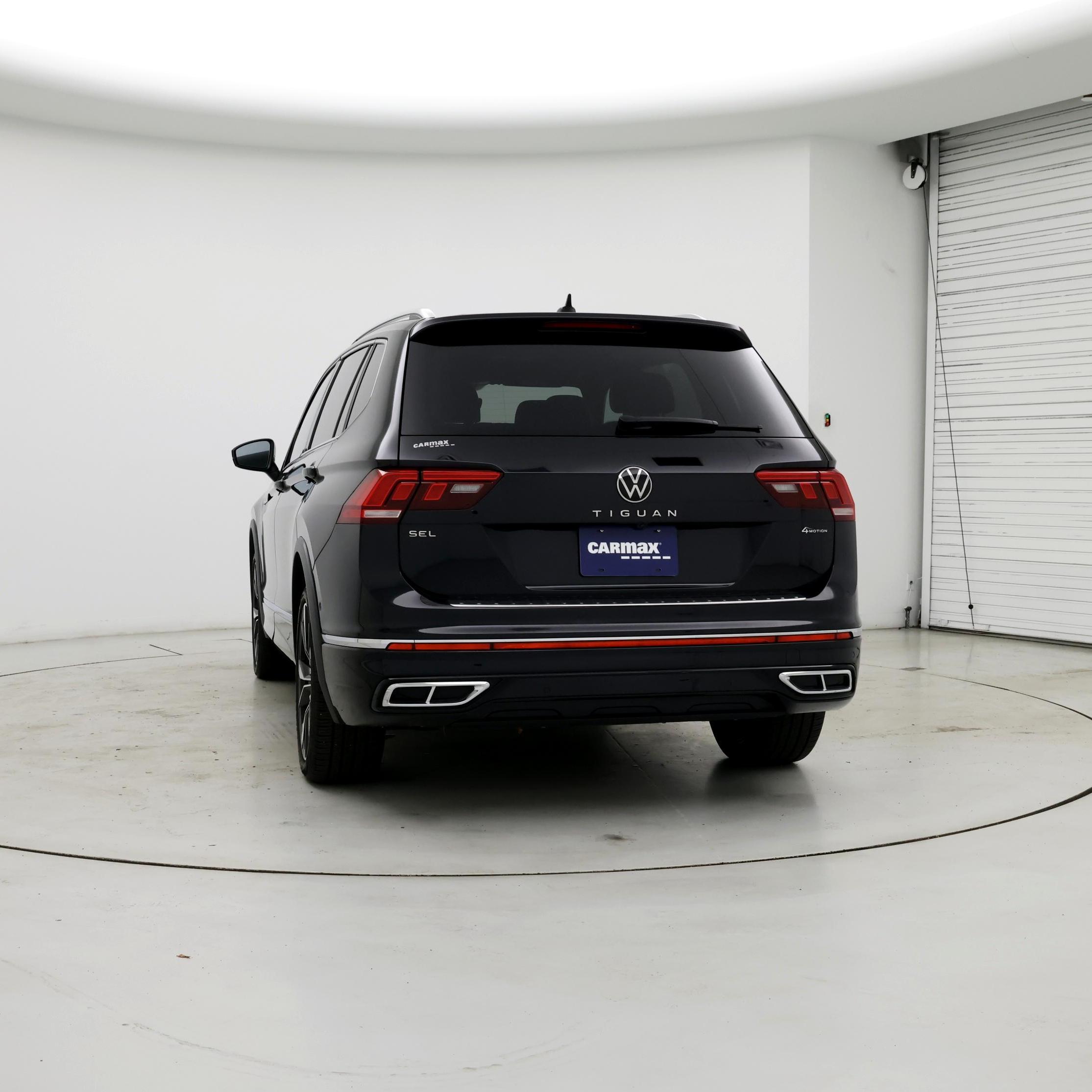 Thumbnail: 2022 Volkswagen Tiguan - 6