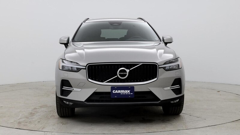 2022 Volvo XC60 B5 Momentum 5