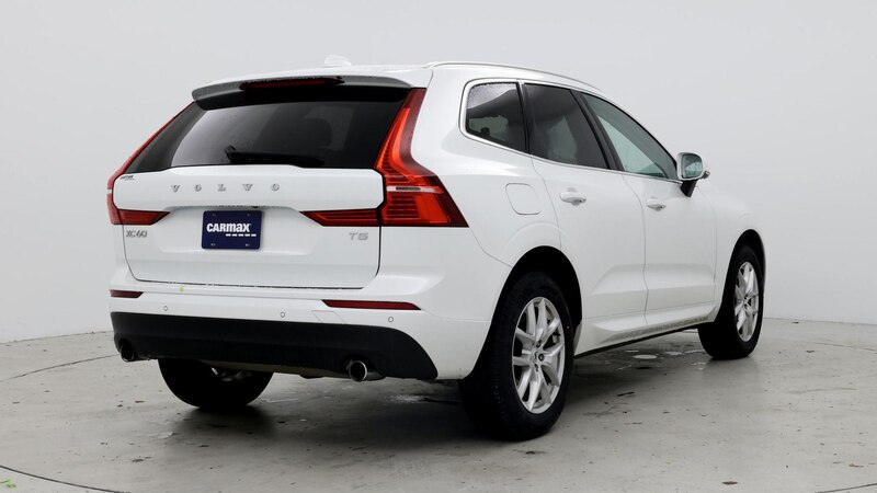 2021 Volvo XC60 T5 Momentum 8