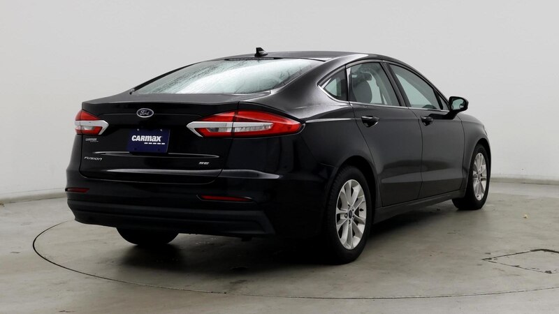 2019 Ford Fusion SE 8