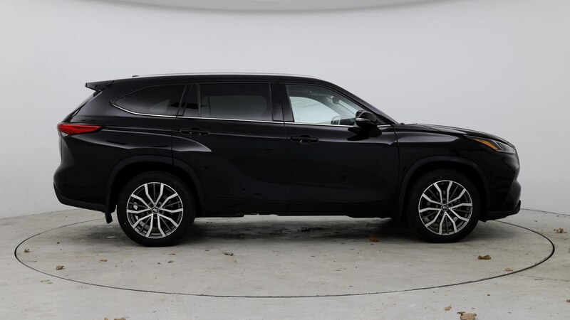 2022 Toyota Highlander Limited 7