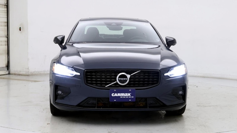 2022 Volvo S60 B5 R-Design 5