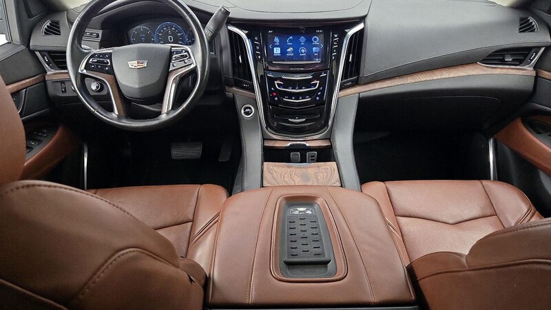 2015 Cadillac Escalade Luxury 9