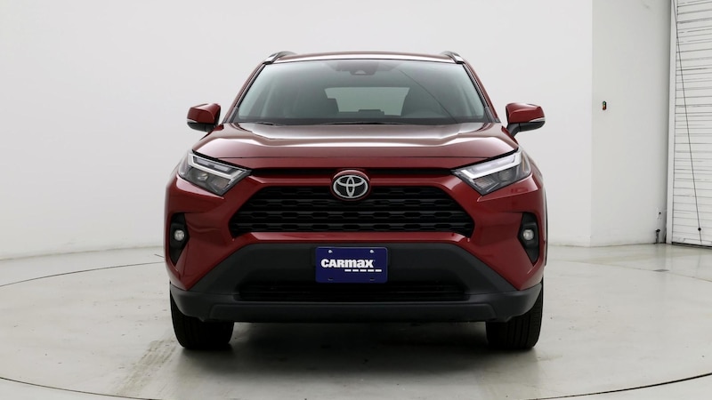 2022 Toyota RAV4 XLE 5