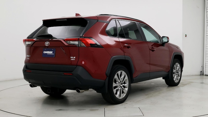 2022 Toyota RAV4 XLE 8