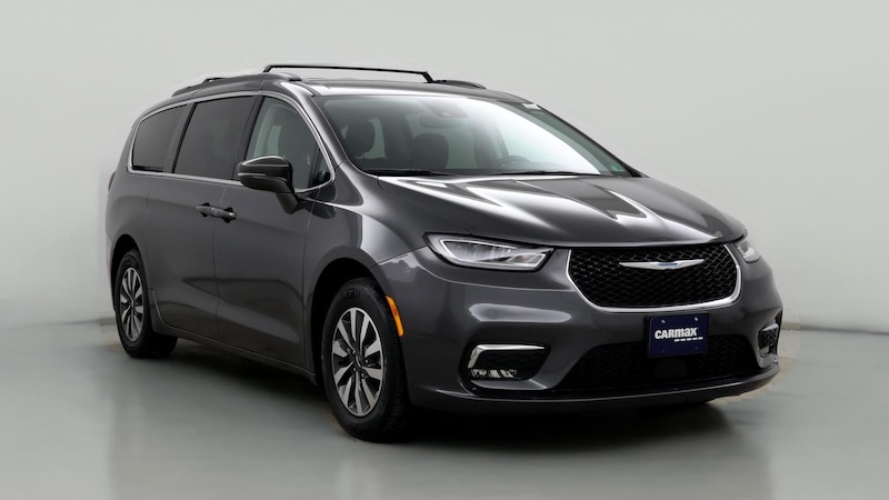 2021 Chrysler Pacifica Hybrid Touring Hero Image