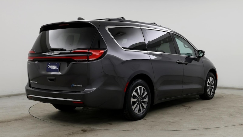 2021 Chrysler Pacifica Hybrid Touring 8