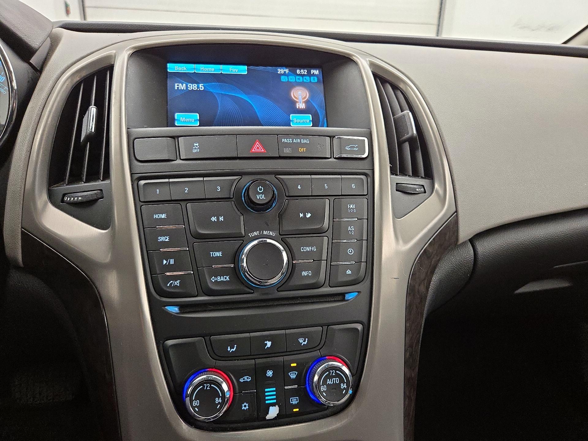 Thumbnail: 2016 Buick Verano - 15