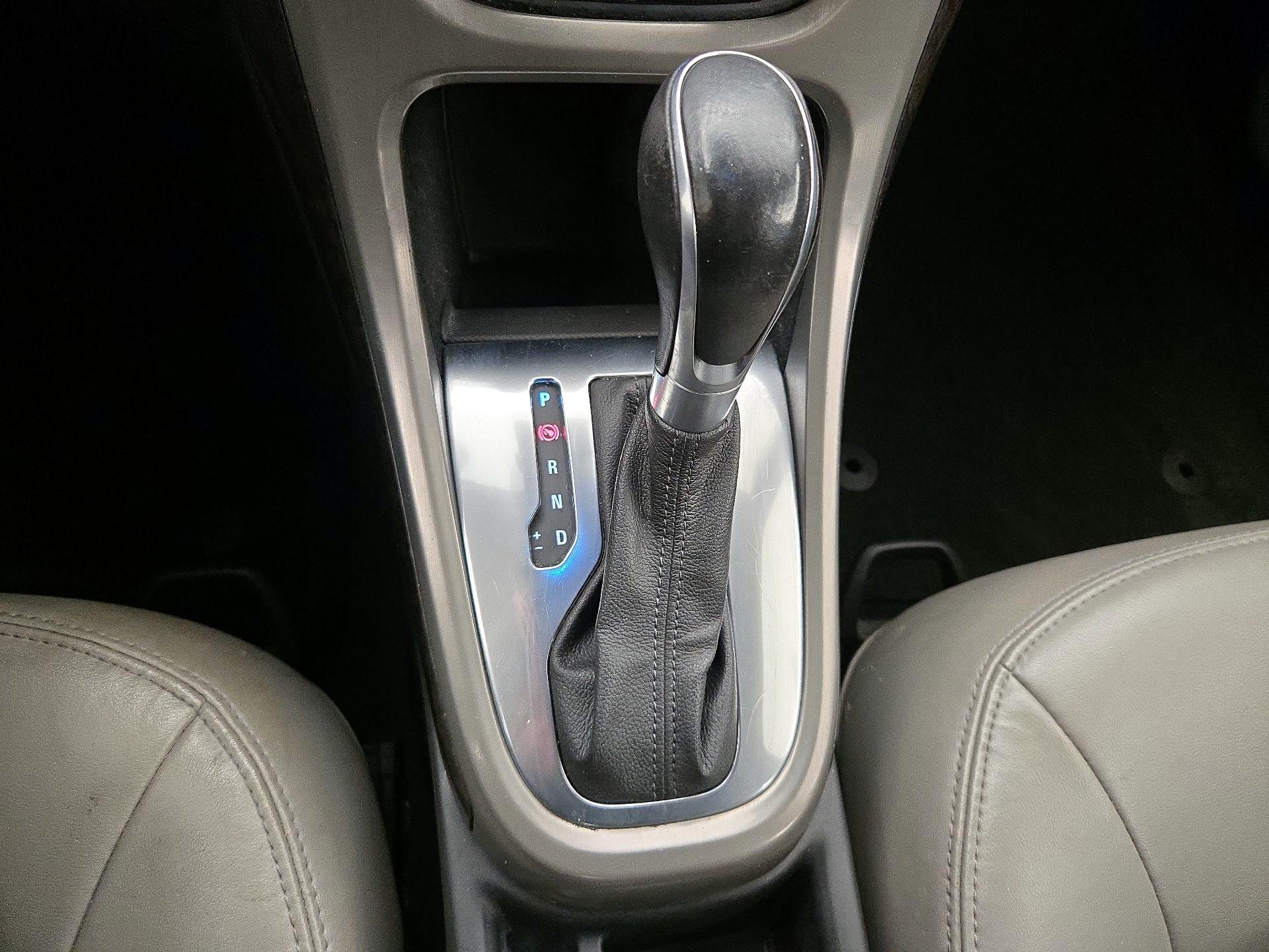 Thumbnail: 2016 Buick Verano - 17
