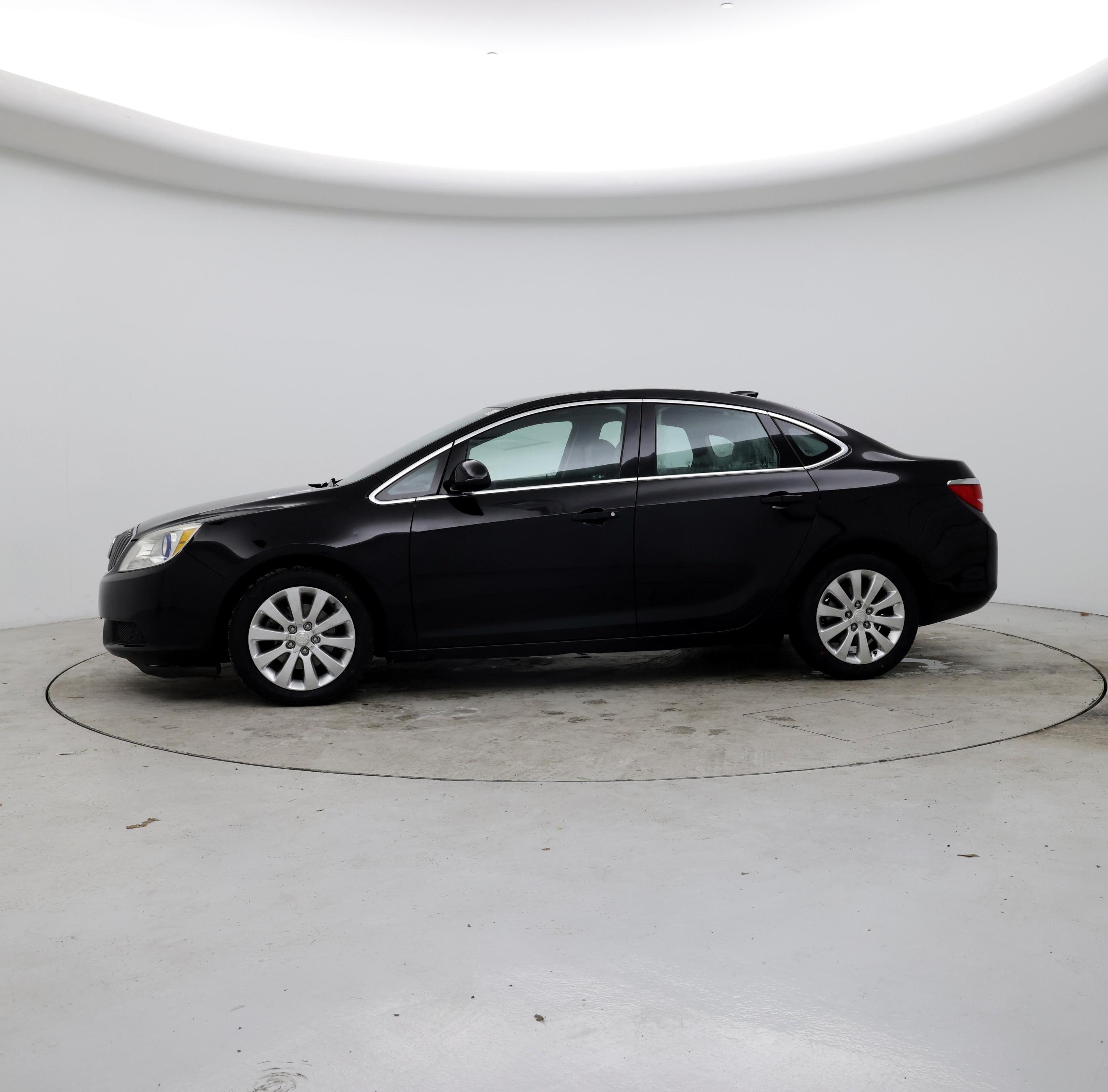 Thumbnail: 2016 Buick Verano - 3