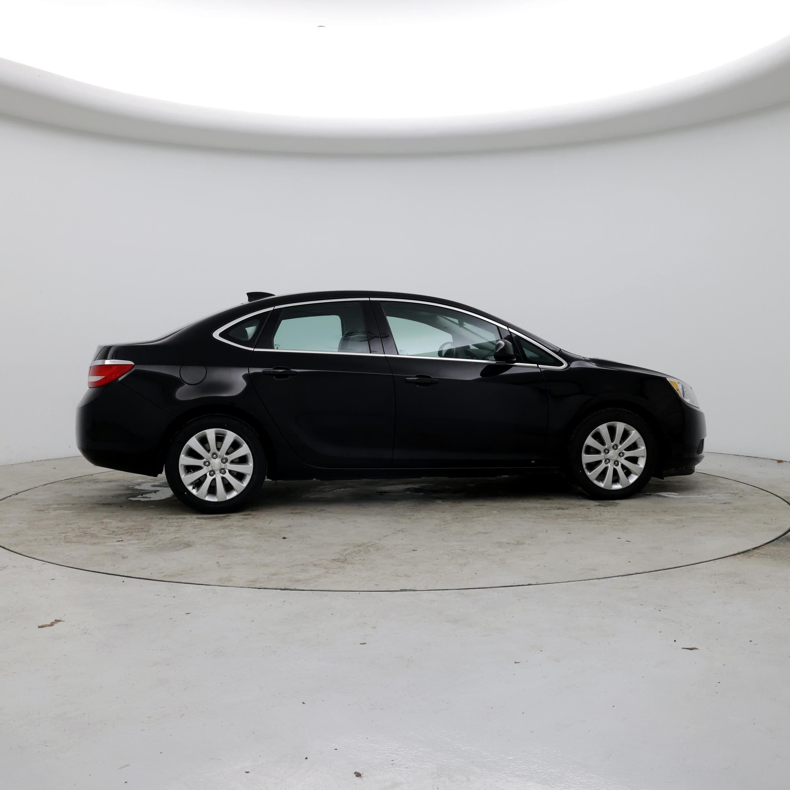 Thumbnail: 2016 Buick Verano - 7