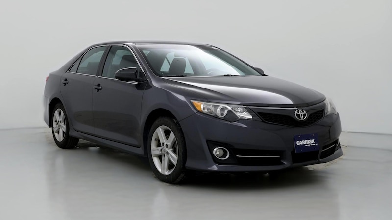 2013 Toyota Camry SE Hero Image