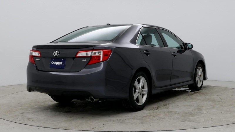 2013 Toyota Camry SE 8