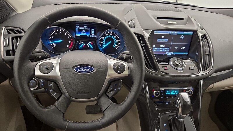 2014 Ford Escape Titanium 10