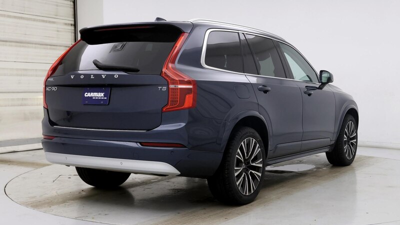 2022 Volvo XC90 T5 Momentum 8