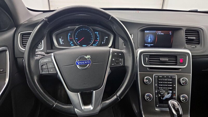 2014 Volvo S60 T5 10