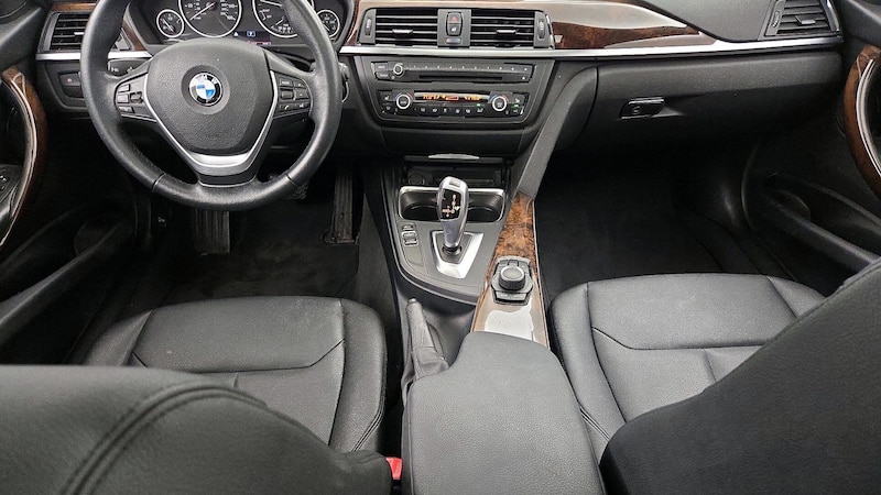 2015 BMW 3 Series 328xi 9