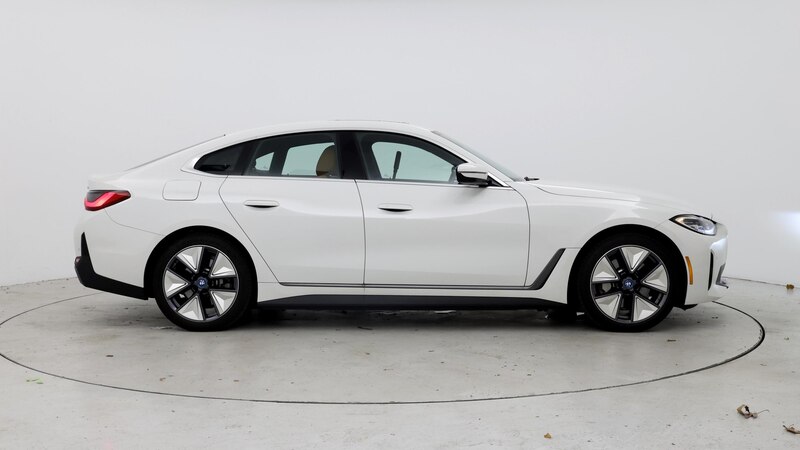 2024 BMW i4 eDrive35 7