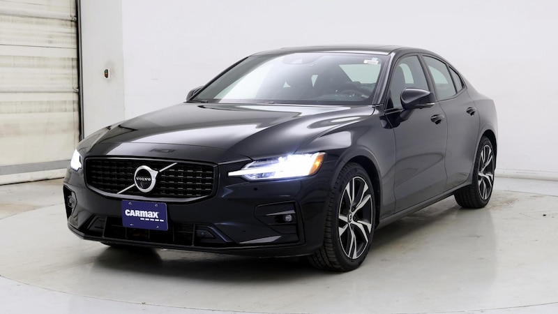 2022 Volvo S60 B5 R-Design 4