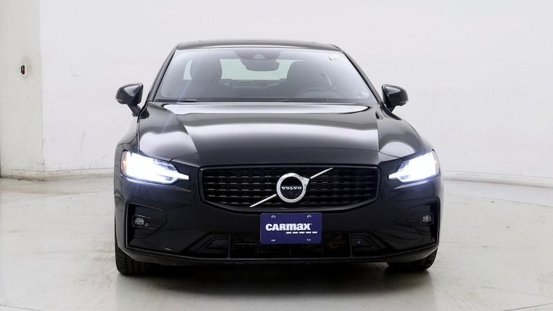 2022 Volvo S60 B5 R-Design 5