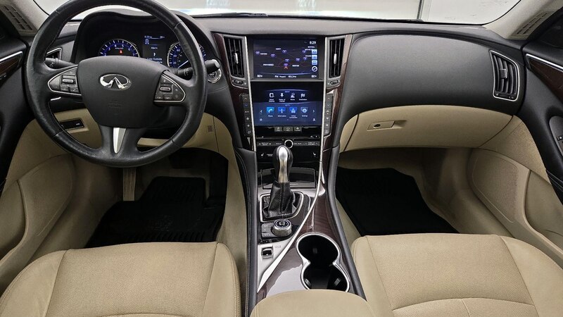 2015 INFINITI Q50 Premium 9