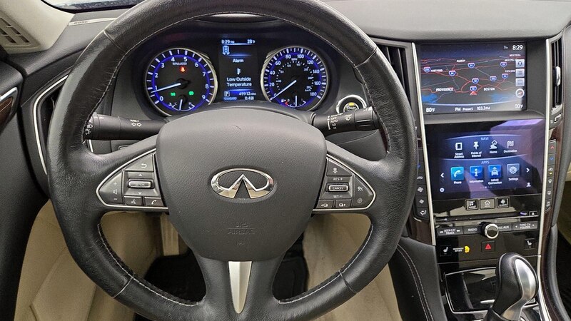 2015 INFINITI Q50 Premium 10