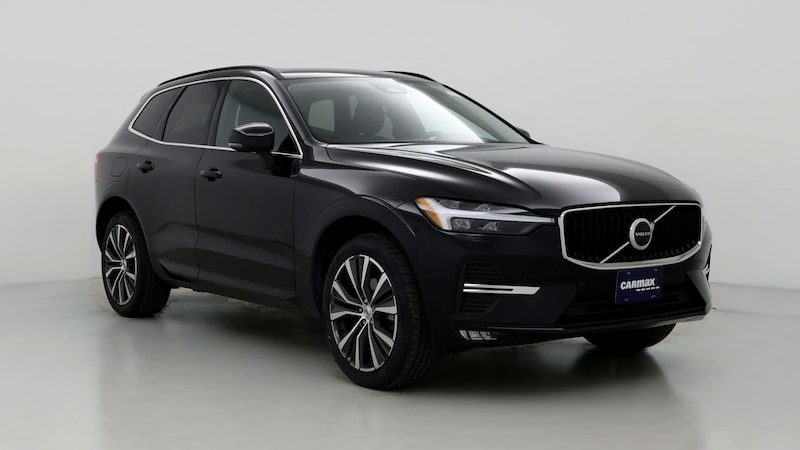 2022 Volvo XC60 B5 Momentum Hero Image