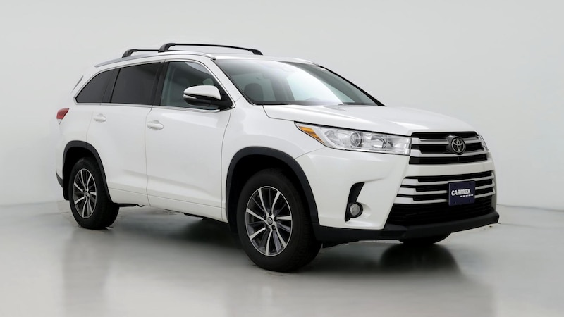 2018 Toyota Highlander XLE Hero Image