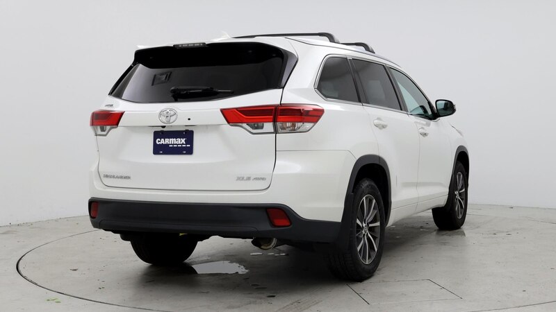 2018 Toyota Highlander XLE 8