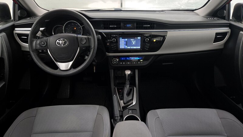 2016 Toyota Corolla LE 9