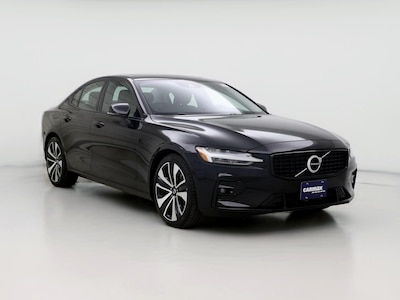 2022 Volvo S60 B5 Momentum -
                Boston, MA