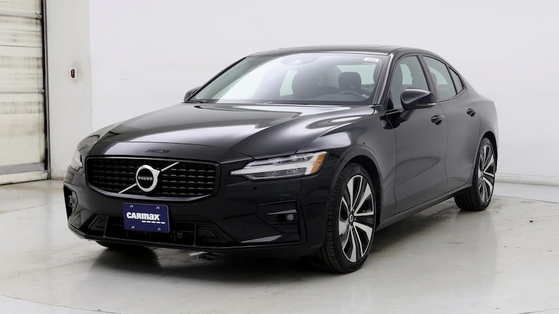 2022 Volvo S60 B5 Momentum 4