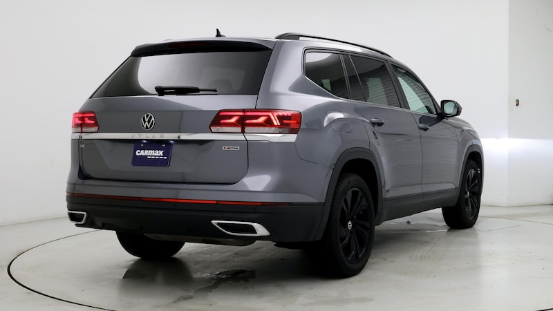 2022 Volkswagen Atlas SE 8