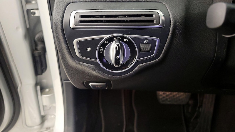 2016 Mercedes-Benz C-Class C 300 13