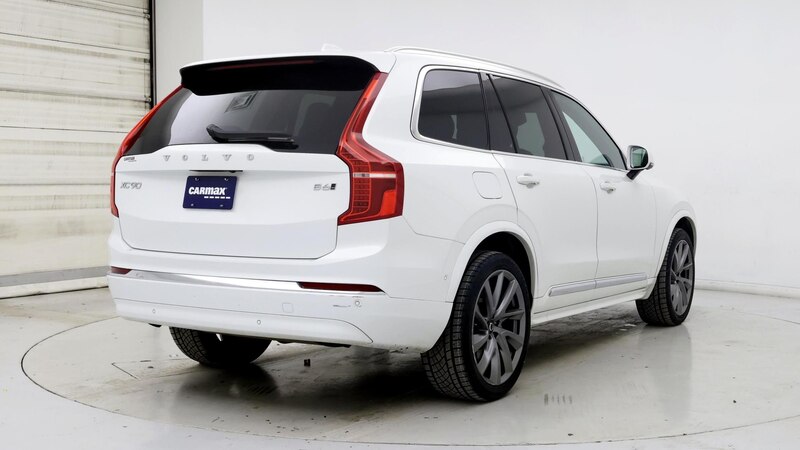 2023 Volvo XC90 B6 Plus 8