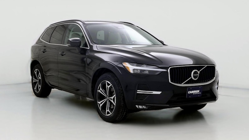 2022 Volvo XC60 B5 Momentum Hero Image