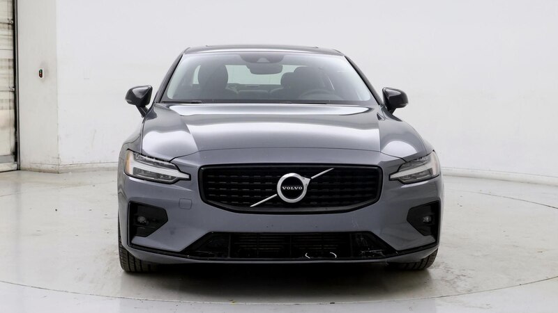 2021 Volvo S60 T5 Momentum 5