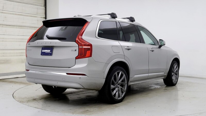 2023 Volvo XC90 B6 Plus 8