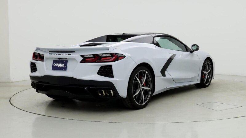 2022 Chevrolet Corvette Stingray 8