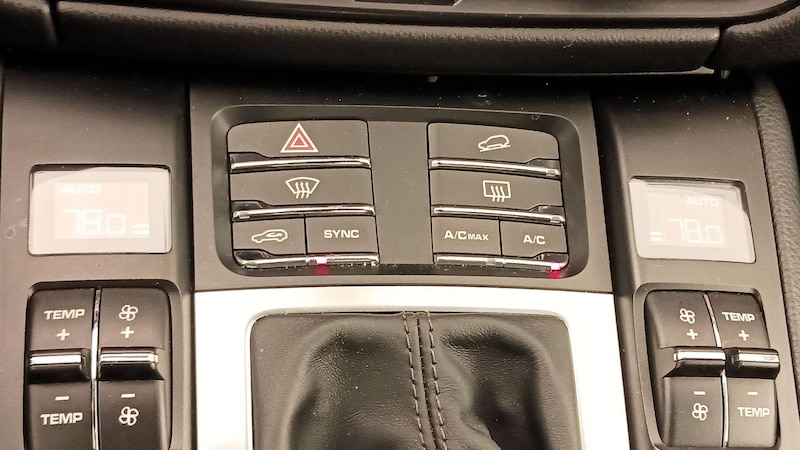 2019 Porsche Macan  17
