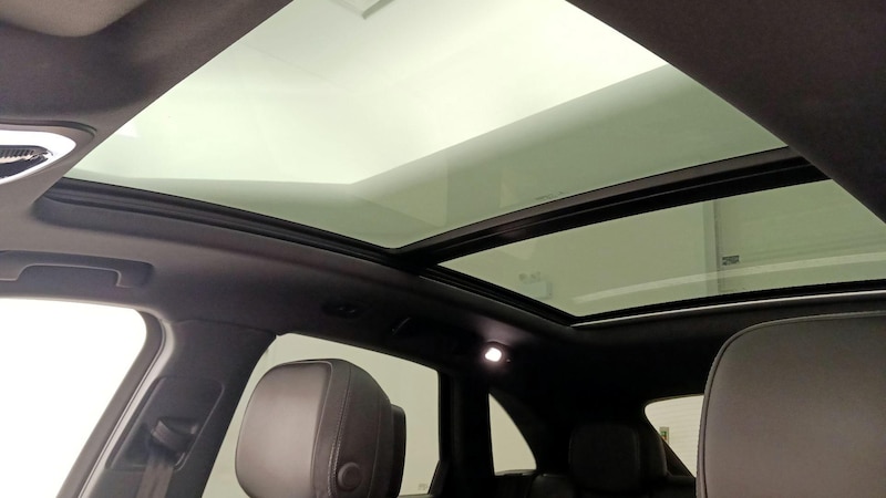 2019 Porsche Macan  19