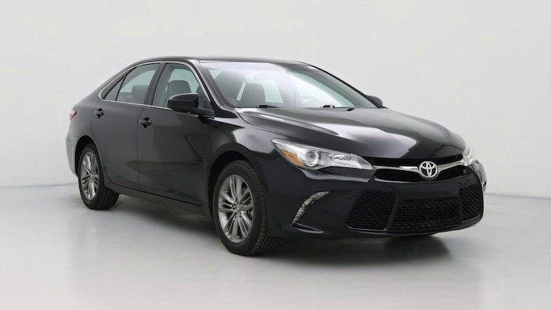 2017 Toyota Camry SE Hero Image