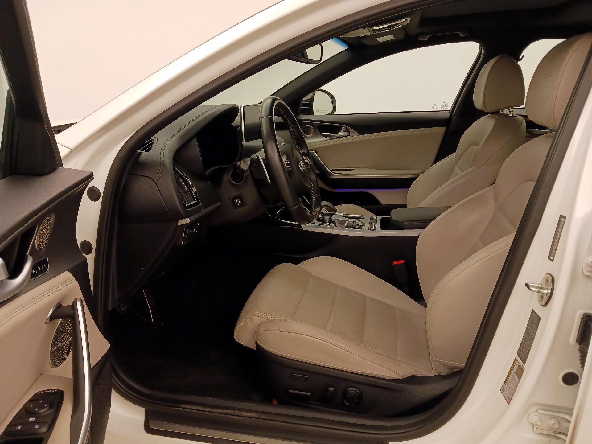 Thumbnail: 2019 Kia Stinger - 11