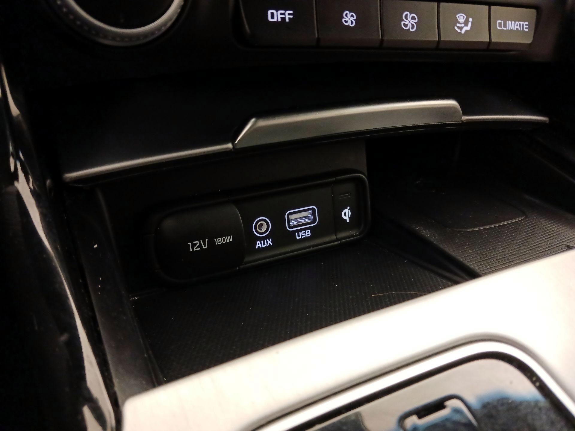 Thumbnail: 2019 Kia Stinger - 19