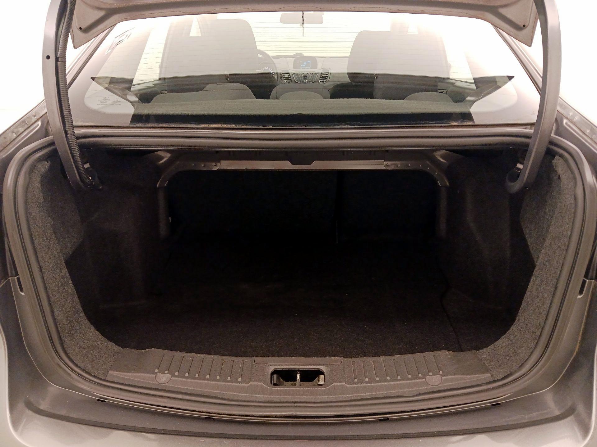 Thumbnail: 2014 Ford Fiesta - 19