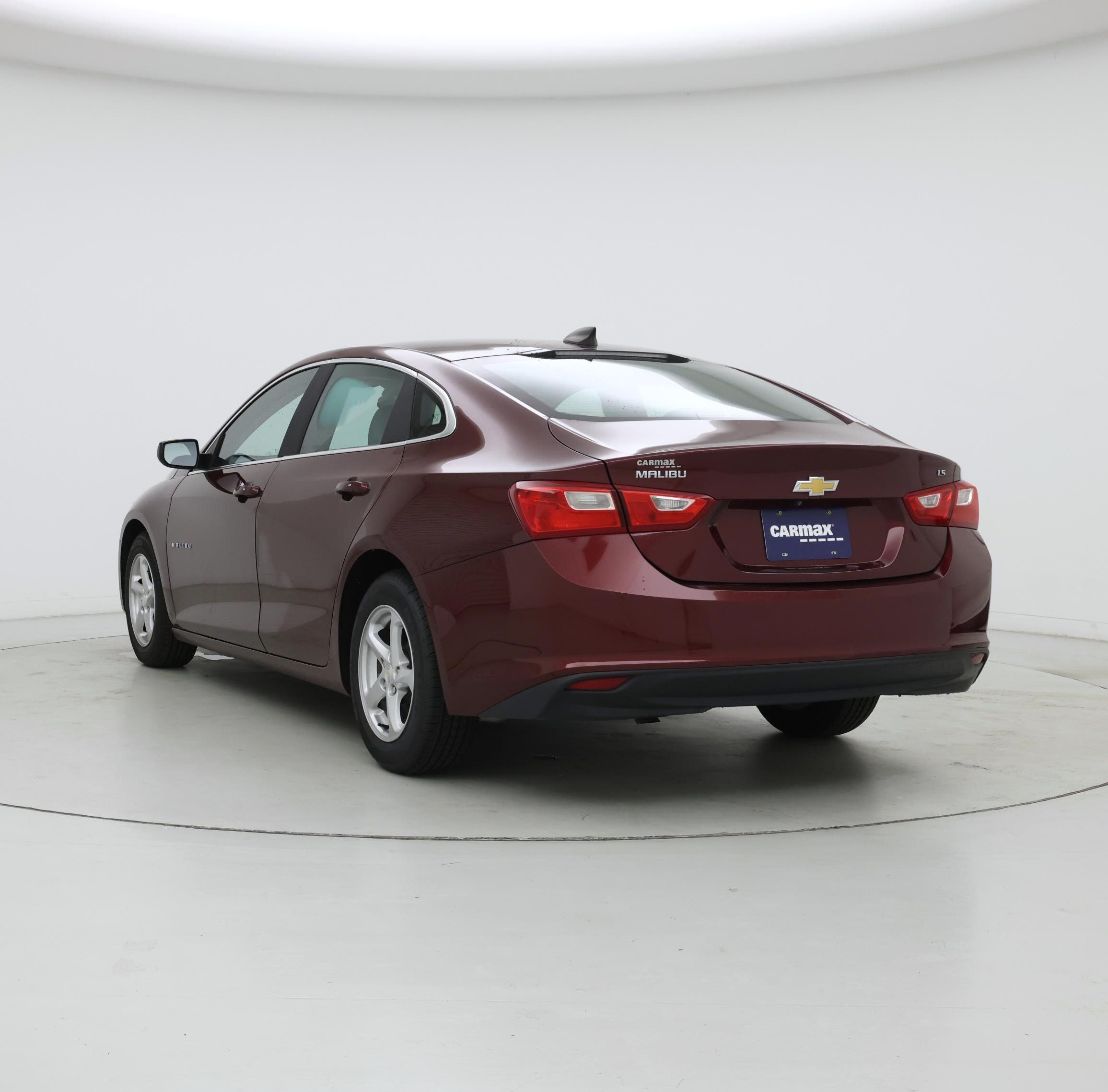 Thumbnail: 2016 Chevrolet Malibu - 2