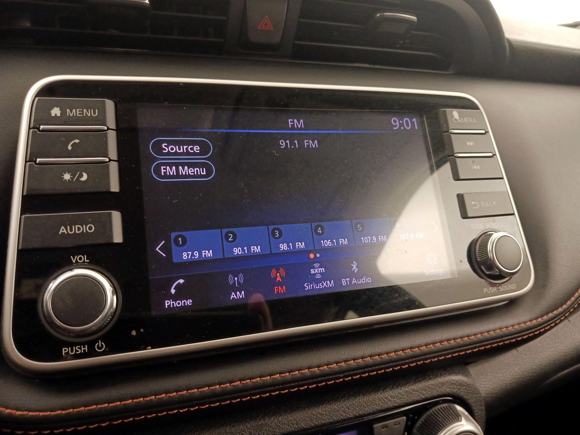 Thumbnail: 2019 Nissan Kicks - 15