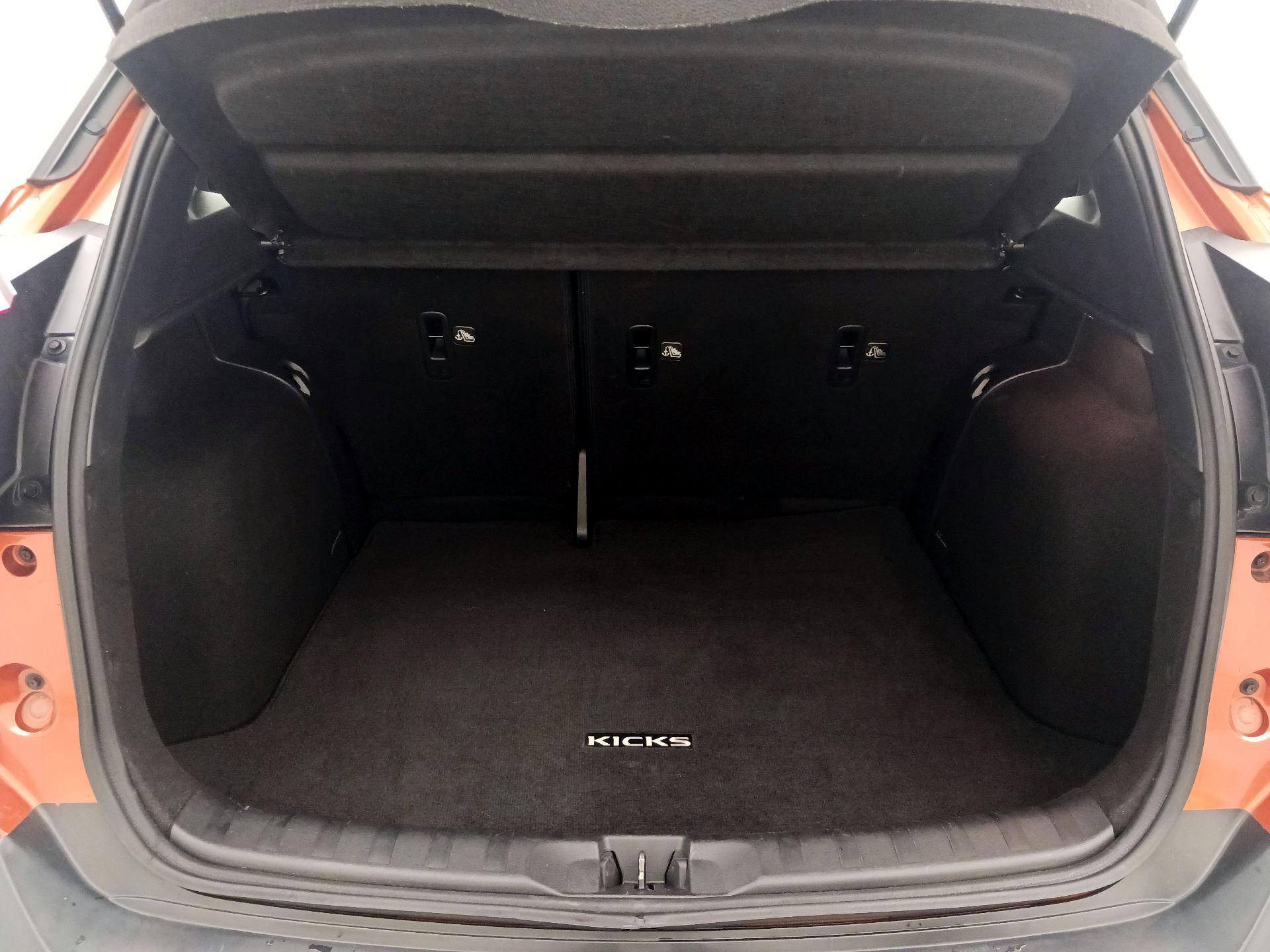 Thumbnail: 2019 Nissan Kicks - 20